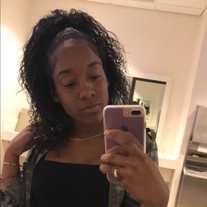 Meet your Posher, Symone